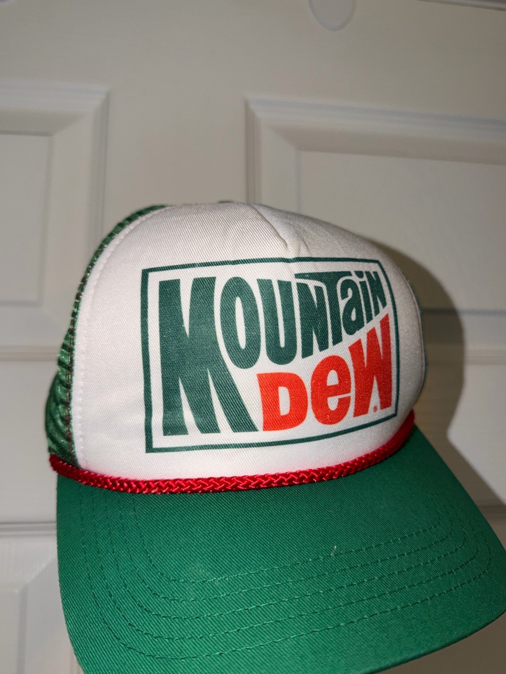 🔥 Vintage Mountain Dew Trucker Hat | Retro 80s/90s Snapback | Rare Green & White